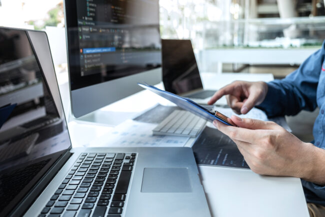 Agente Digitalizador desarrollando web